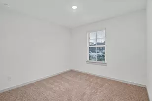 10002 Palm Royal Dr, Baytown, TX 77521 - Photo 20