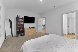 10002 Palm Royal Dr, Baytown, TX 77521 - Photo 12