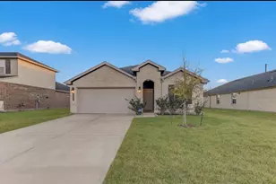 10002 Palm Royal Dr, Baytown, TX 77521 - Photo 1