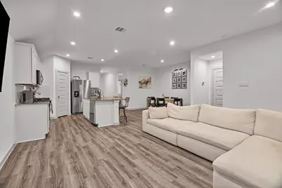 10002 Palm Royal Drive, Baytown, TX 77521 - Photo 14