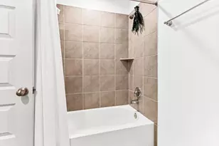 10002 Palm Royal Dr, Baytown, TX 77521 - Photo 20