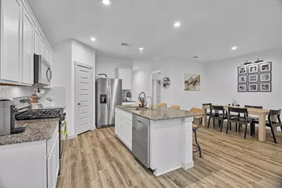 10002 Palm Royal Drive, Baytown, TX 77521 - Photo 6