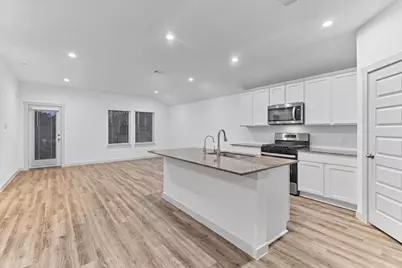 10002 Palm Royal Drive, Baytown, TX 77521 - Photo 10