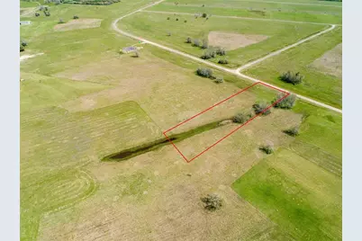 350 Colt Trail, Angleton, TX 77515 - Photo 8