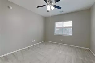 2922 Maple Bend Dr, Houston, TX 77345 - Photo 16