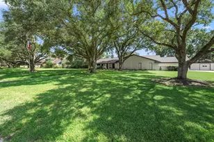 618 Melody Ln, Eagle Lake, TX 77434 - Photo 4