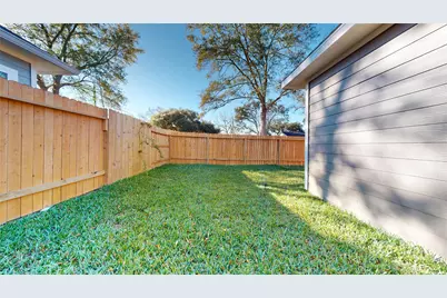 11809 East Gate Drive, Willis, TX 77318 - Photo 36