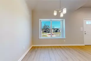 11809 E Gate Dr, Willis, TX 77318 - Photo 8