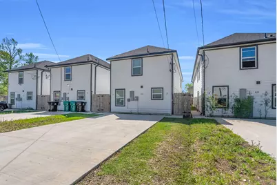 8124 Sterlingshire Street #A, Houston, TX 77078 - Photo 2