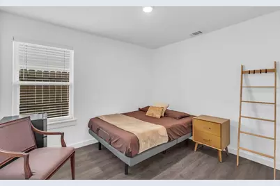 8124 Sterlingshire Street #A, Houston, TX 77078 - Photo 22