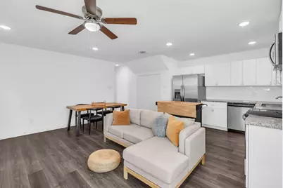 8124 Sterlingshire Street #A, Houston, TX 77078 - Photo 14