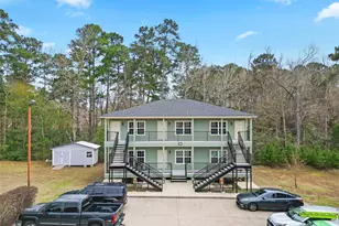409 Beto St, Huntsville, TX 77340 - Photo 1