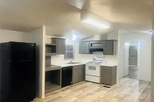 2106 Avenue C, Rosenberg, TX 77471 - Photo 2