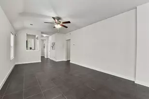 2621 Bernadino Dr, La Marque, TX 77568 - Photo 8