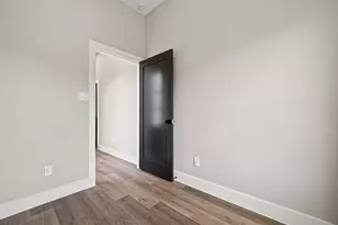 415 Neyland St, Houston, TX 77022 - Photo 20