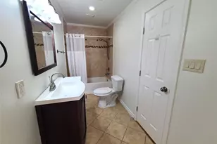 12013 Naughton St, Houston, TX 77024 - Photo 22