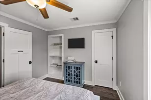 3728 Sabrina, Galveston, TX 77554 - Photo 32