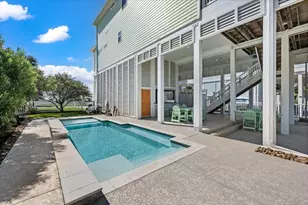 3728 Sabrina, Galveston, TX 77554 - Photo 38