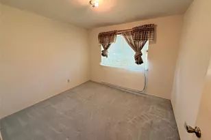 872 Granville Dr, Houston, TX 77091 - Photo 18