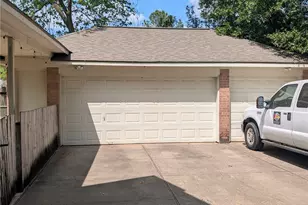 130 Songful Woods Pl, The Woodlands, TX 77380 - Photo 32
