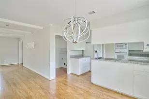 12402 Stafford Springs Dr, Houston, TX 77077 - Photo 14