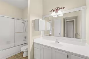 2025 Augusta Dr, Houston, TX 77057 - Photo 22
