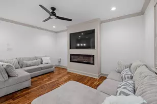 25445 Vine Cir, Cleveland, TX 77328 - Photo 20
