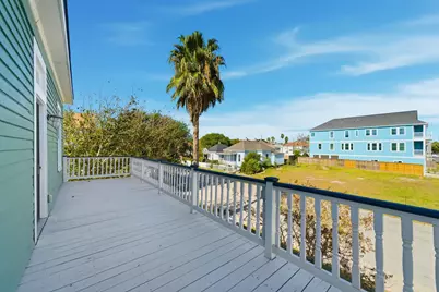 1001 Avenue K Avenue, Galveston, TX 77550 - Photo 32