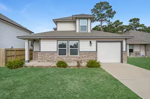 12998 Sorrento Bay Dr, Willis, TX 77318 - Photo 2