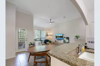 6607 Lake Woodlands #433, The Woodlands, TX 77382 - Photo 14