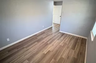 2929 8th Ave N, Texas City, TX 77590 - Photo 18