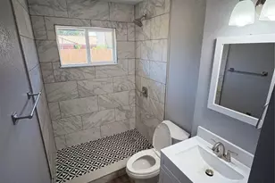 2929 8th Ave N, Texas City, TX 77590 - Photo 16