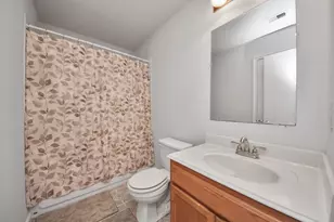 7919 Cypress Edge Dr, Cypress, TX 77433 - Photo 32