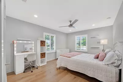 3222 Elmridge Street S, Houston, TX 77025 - Photo 22