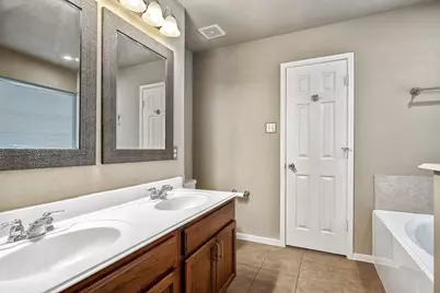 3523 Bluebird Park Lane, Humble, TX 77338 - Photo 10