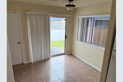1539 Nichole Woods Drive, Houston, TX 77047 - Photo 12