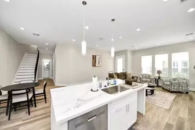 5935 Beall Street #A, Houston, TX 77091 - Photo 6