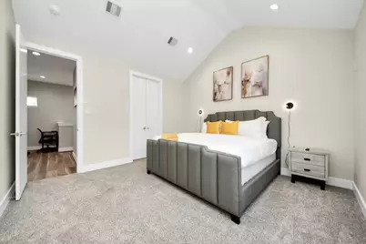 5935 Beall Street #A, Houston, TX 77091 - Photo 8