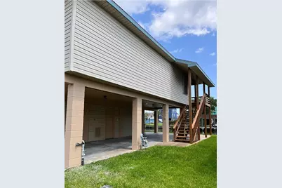 257 Barracuda, Bayou Vista, TX 77563 - Photo 2