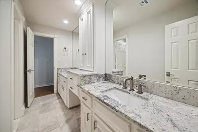 15406 Old Stone Trail, Houston, TX 77079 - Photo 32