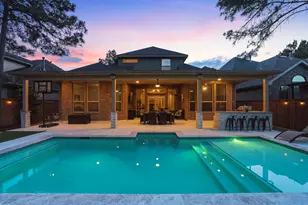 127 Lindenberry Cir, The Woodlands, TX 77389 - Photo 1