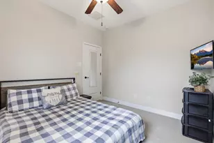 127 Lindenberry Cir, The Woodlands, TX 77389 - Photo 34