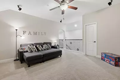 127 Lindenberry Circle, The Woodlands, TX 77389 - Photo 32