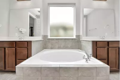 1935 Heather Canyon Drive, Houston, TX 77089 - Photo 34