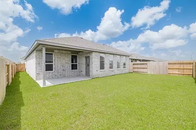 1906 Stargazer Ln, Angleton, TX 77515 - Photo 14