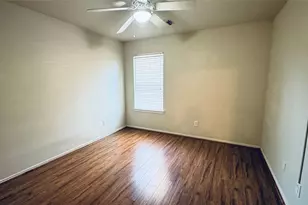 22 Timberstar St, The Woodlands, TX 77382 - Photo 18