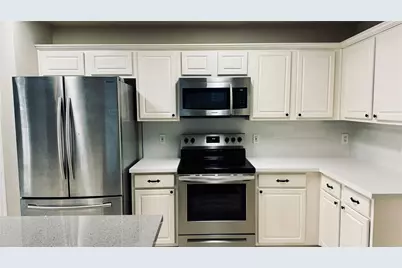 22 Timberstar Street, The Woodlands, TX 77382 - Photo 2