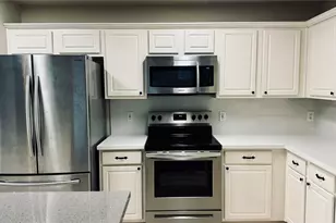 22 Timberstar St, The Woodlands, TX 77382 - Photo 2