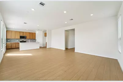 1403 Grand Olympia Drive, Fresno, TX 77545 - Photo 14