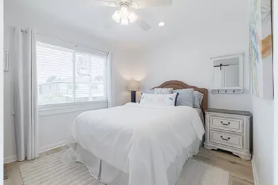 1021 Redfish Street, Hitchcock, TX 77563 - Photo 22